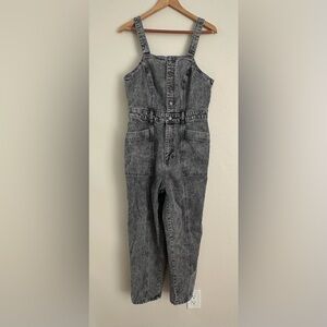 Universal Thread Women’s size 12 Black Denim Faded Denim Acid Wash Tie Jumpsuit